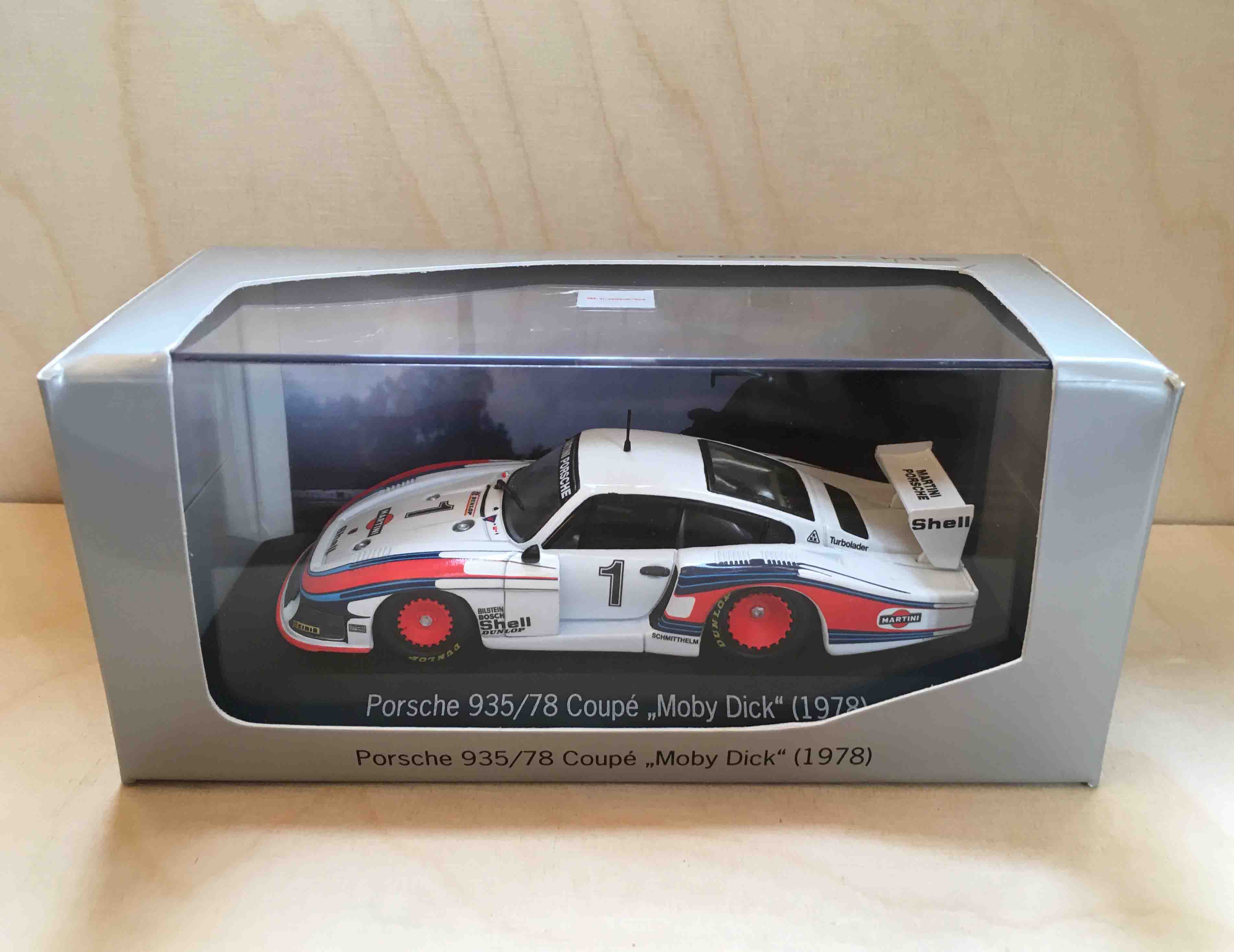 1/43 PORSCHE 935 coupé Moby Dick Minichamps